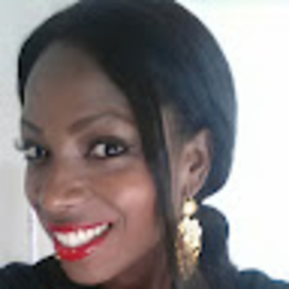 Meet your Posher, Gabriela